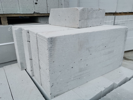 Autoclaved ash aerated concrete block.jpeg